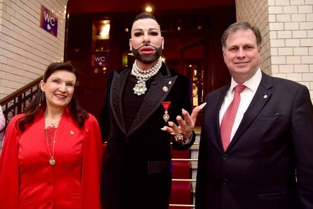 Glööckler ambassador for FLAME OF PEACE Harald Glööckler, IKKH Herta Margareta von Habsburg, as well as husband Sandor von Habsburg, in front of the hall of the event star designer Harald Glööckler celebrates on the occasion of his appointment as ambassador for FLAME OF PEACE Revulotion ART during the Berlinale inm the oyster bank in Berlin on 17 02 2023 Photopress Mueller Photopress Mueller