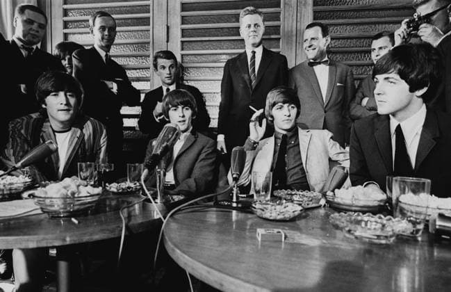 STOCKHOLM 1964 07 28 The Beatles have arrived in Sweden, here at a press conference at Foresta Hotel STOCKHOLM SWEDEN x1001x  Copyright: xJanxCollsiöö TTx THE BEATLES STOCKHOLM