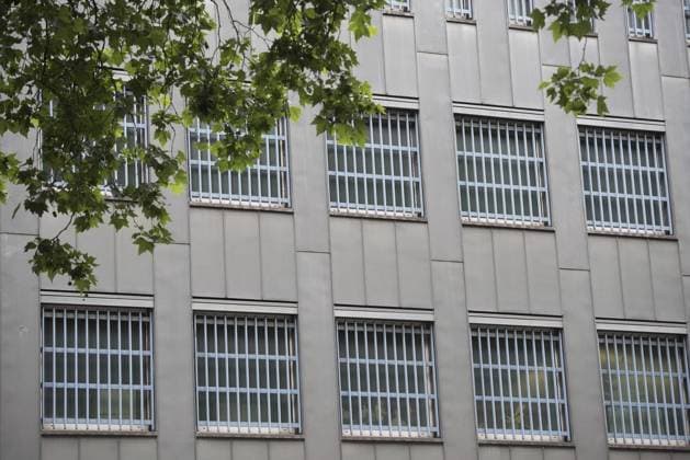 <p>Außenansicht der Justizvollzugsanstalt am Mittwoch, den 17. Juni 2020 in Duisburg Hamborn. Deutschland NRW Duisburg Copyright: TanjaxPickartz