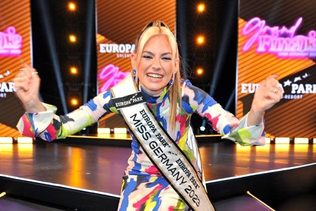 Miss Germany 2023 The 20 year old Stuttgart Kira Geiss is Miss Germany 2023 Here on the occasion of her election as Miss Germany 2023 on 04 03 2023 in Europapark Rust 20230304MWI595832