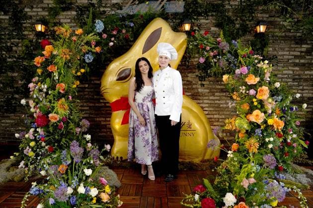 Bilder des Jahres 2023, Entertainment 03 März Entertainment Themen der Woche KW13 Entertainment Bilder des Tages Jenna Dewan, Ann Czaja at a public appearance for Lindt GOLD BUNNY Easter Celebration, Midtown Terrace, New York, NY March 28, 2023. Photo By: Kristin Callahan Everett Collection at a public appearance for Lindt GOLD BUNNY Easter Celebration, Midtown Terrace, New York, NY March 28, 2023. Photo By: Kristin Callahan Everett Collection PUBLICATIONXNOTxINxCANxCHNxFRAxITAxJPNxNORxPOLxRUSxESPxUKxUSA