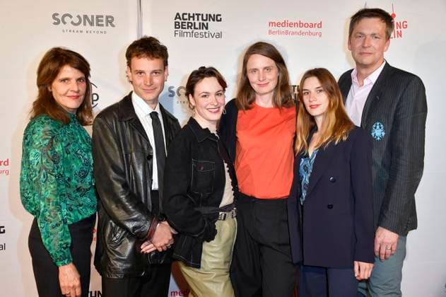 Regina Kräh, Leonard Scheicher, Victoria Schulz, Bettina Blümner, Maya Unger and Sebastian Brose at the premiere of the feature film Vamos a la Playa and the opening of the 19 achtung berlin Filmfestival 2023 at the Colosseum cinema Berlin, 12 04 2023 Foto:xN.xKubelkax xFuturexImage