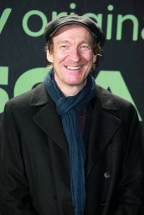 November 30, 2021, London, United Kingdom: David Thewlis attends The Landscapers UK Premiere at Queen Elizabeth Hall in London, England. London United Kingdom - ZUMAs197 20211130_zab_s197_017 Copyright: xFredxDuvalx
