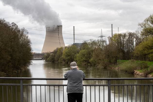 Nuclear power plant Isar 2, last day, will be shut down tonight, nuclear phase-out, Essenbach, 15 April 2023 Germany, Essenbach near Landshut, 15 April 2023, nuclear power plant Isar 2, last day of operation, tonight the nuclear power plant will be shut