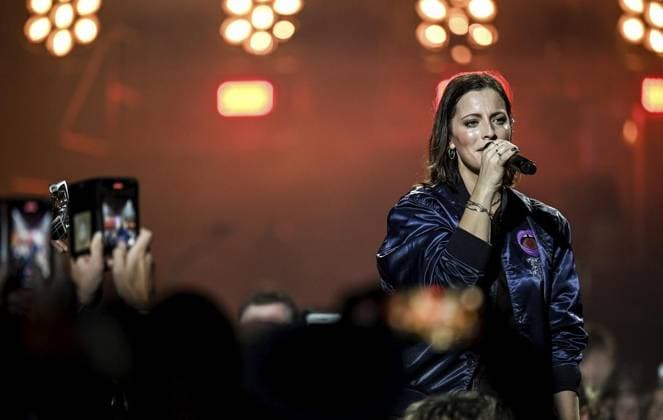 <p>Auftritt der Band Silbermond mit Sängerin Stefanie Kloß bei der 37. Sparkassen-Gala in der Kraftzentrale im Landschaftspark-Nord, am Samstag den 16. April 2023 in Duisburg. Deutschland Nordrhein-Westfalen Duisburg Copyright: LarsxFröhlich