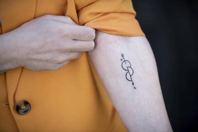 <p>Interview und Portraittermin mit Carolin aus Essen. Sie hat sich das Organspende-Tattoo auf den Unterarm stechen lassen. Deutschland NRW Essen Copyright: FabianxStrauch