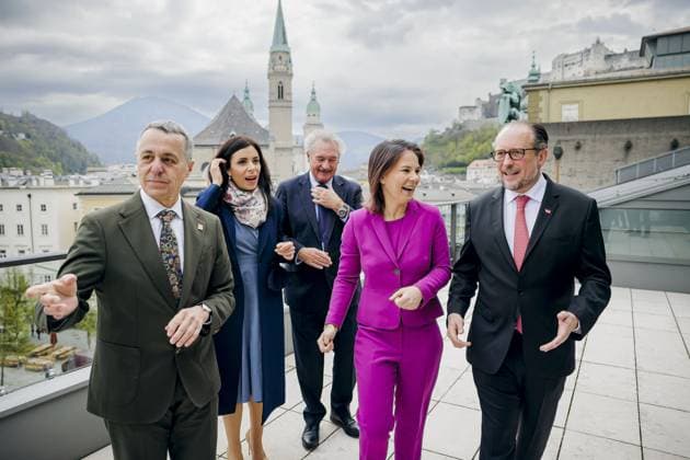 Annalena Baerbock Buendnis 90 Die Gruenen , Federal Minister of Foreign Affairs, attends the meeting of German-speaking Foreign Ministers L R Ignazio Cassis, Minister of Foreign Affairs of Switzerland, Dominique Hasler, Minister of Foreign Copyright: xThomasxTrutschelx