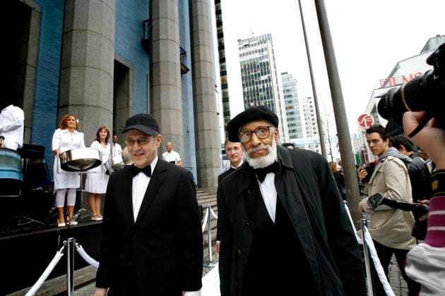 STOCKHOLM 20070521 U S composer and musician Sonny Rollins left, and co winner and compatriot Steve Reich, right, arrive at the Concert Hall in Stockholm, Sweden Monday May 21 2007, to receive the 2007 Polar Music Prize from Swedish King Carl XVI Gustaf Prize sum for each one of them is 1 million kronor US 143,000 Photo Pontus Lundahl SCANPIX kod 10050 S  Copyright: xPONTUSxLUNDAHLx xTTx x POLAR MUSIC PRIZE