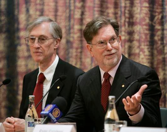 STOCKHOLM 20061207 Nobel Prize winners in physics John C Mather and George F Smoot during a press conference at the Swedish Academy of Sciences Photo Bertil Ericson SCANPIX code 10000 STOCKHOLM SWEDEN nobel2006 x10000x  Copyright: xBERTILxERICSONx xTTx NOBEL 2006 PRISTAGARE