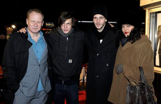 STOCKHOLM 20091113 Stellan Skarsgard, Bill Skarsgard and Gustaf Skarsgard at the gala premiere of the movie Snabba Cash in Stockholm on Wednesday STOCKHOLM Sweden x10040x  Copyright: xANDERSxWIKLUNDx xTTx SNABBA CASH PREMIÄR