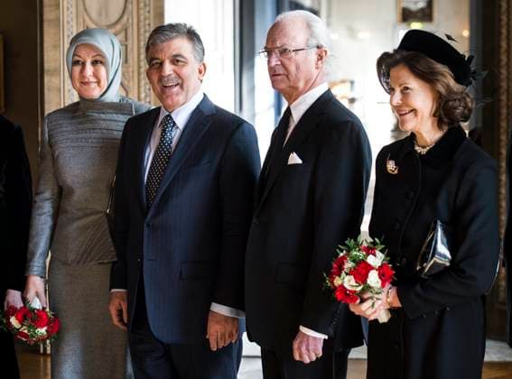 STOCKHOLM 20130312 Turkey s First Lady Hayrünnisa Gül, Turkey s President Abdullah Gül , King Carl Gustaf and Queen Silvia of Sweden seen arriving at a lunch held at the Stockholm City Hall on Tuesday March 12, 2013 Turkey s President Couple are on a three day official state visit STOCKHOLM Sweden x10050x  Copyright: xPONTUSxLUNDAHLx xTTx Sweden Turkey State Visit