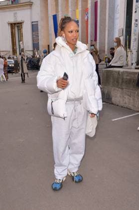 PFW Chloe Outside Arrivals JR Guest arriving at Chloe show during Paris Fashion Week on October 1, 2020 in Paris, France. Photo by Julien Reynaud APS-Medias ABACAPRESS.COM Paris France Copyright: xReynaudxJulien APS-Medias ABACAx 743642_014 ReynaudxJulien APS-Medias ABACAx 743642_014