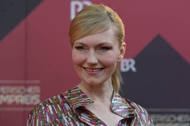 Johanna Christine Gehlen actress , single image,cropped single image,portrait,portrait red carpet,red carpet,Bavarian Film Award 2023 on 16 06 2023 in Prinzregententheater in Munich
