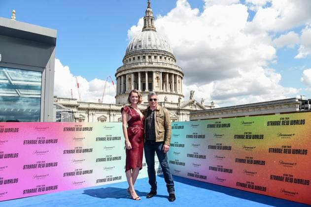 Rebecca Romijn and Anson Mountat the photocall for the second season of the paramout series Star Trek Strange New Worlds at Sabine Rooftop Bar London, 21 06 2023 Foto:xS.xVasx xFuturexImage