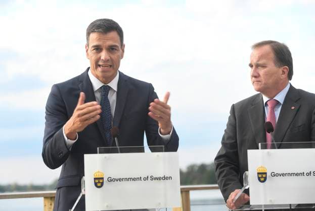 Spanish Prime Minister Pedro Sanchez and Swedish Prime Minister Stefan Lofven during a press meeting after their talks at Fagerudd Conference Hotel in Enkoping, Sweden on September 05, 2018 Photo Fredrik Sandberg TT code 10080 ENKOPING SWEDEN x10080x  Copyright: xFredrikxSandberg TTx SANCHEZ LOFVEN SWEDEN