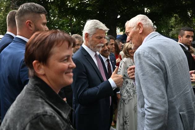 Czech President Petr Pavel, center, attends the Independence Day celebration, on June 27, 2023, at US Ambassador’s Residence in Prague, Czech Republic. (CTKxPhoto MichaelaxRihova) CTKPhotoP2023062706325  CTKPhotoP2023062706325