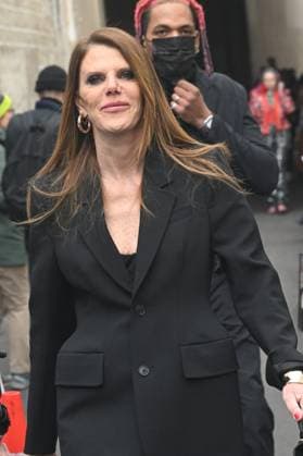 PFW Courreges Outside Arrivals JR Anna Dello Russo attending the Courreges show during PFW Womenswear Fall Winter 22 23 in Paris, France on March 2, 2022. Photo by Julien Reynaud APS-Medias ABACAPRESS.COM Paris France  Copyright: xReynaudxJulien APS-Medias ABACAx 800620_010 ReynaudxJulien APS-Medias ABACAx 800620_010