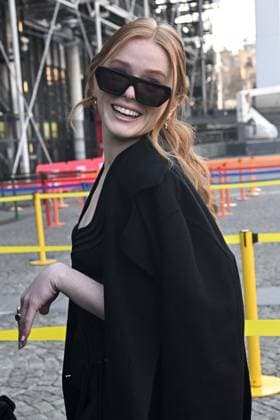 PFW Stella McCartney Outside Arrivals JR Abigail Cowen attending the Stella McCartney show during PFW Womenswear Fall Winter 22 23 in Paris, France on March 7, 2022. Photo by Julien Reynaud APS-Medias ABACAPRESS.COM Paris France  Copyright: xReynaudxJulien APS-Medias ABACAx 801292_002 ReynaudxJulien APS-Medias ABACAx 801292_002