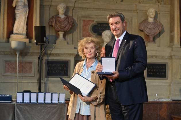 Ilse NEUBAUER Actress , Markus SOEDER Prime Minister of Bavaria and CSU Chairman Award Bavarian Order of Merit in the Antiquariat of the Residence in Munich on 05 07 2023