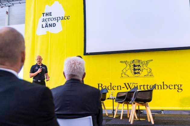 ESA Astronaut Dr Alexander Gerst Launch event of the aerospace strategy THE Aerospace LÄND Under the umbrella brand THE Aerospace LÄND, research activities and initiatives are bundled in order to expand activities and c
