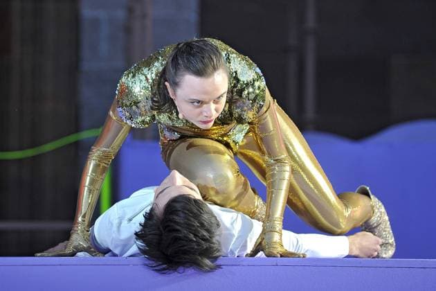 NIBELUNGEN FESTSPIELE actress Lena Urzendowsky and actor Bekim Latifi during the photo rehearsal for the Nibelungen Festival BRYNHILD on 05 07 2023 in front of the imperial cathedral Worms 20230705MWI79814