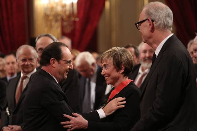 Awarding Ceremony At Elysee Palace - Paris French President Francois Hollande, Julia Kristeva during an awarding ceremony at the Elysee Palace in Paris, France on February 18, 2015. Photo Pool by Hamilton ABACAPRESS.COM Paris IDF France  Copyright: xPool ABACAx 488501_095 Pool ABACAx 488501_095
