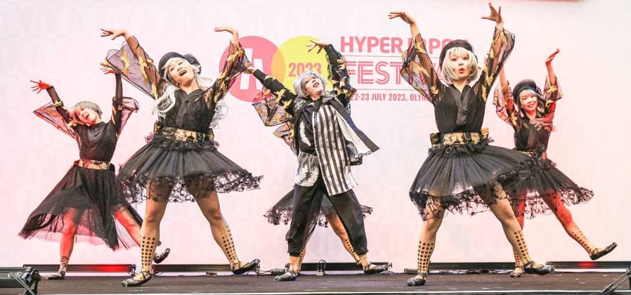 Bilder des Jahres 2023, Entertainment 07 Juli Entertainment Themen der Woche KW29 Entertainment Bilder des Tages Colorpointe perform fusion J-Pop and Ballet at Hyper Japan, Kensington Olympia, London, UK London, UK, 21th July 2023. Colorpointe, a song and dance group from Tokyo, perform a fusion of J-Pop and Ballet on stage to an enthusiastic audience. The group got together in 2011 and perform in pointe shoes. Hyper Japan Festival is London s festival for all things Japanese including cosplay, anime, stalls, performances and workshops,held at Olympia London in Kensington, this year from July 21st 23rd., Credit:Imageplotter Avalon Copyright: xImageplotterx xAvalonx 0791363853