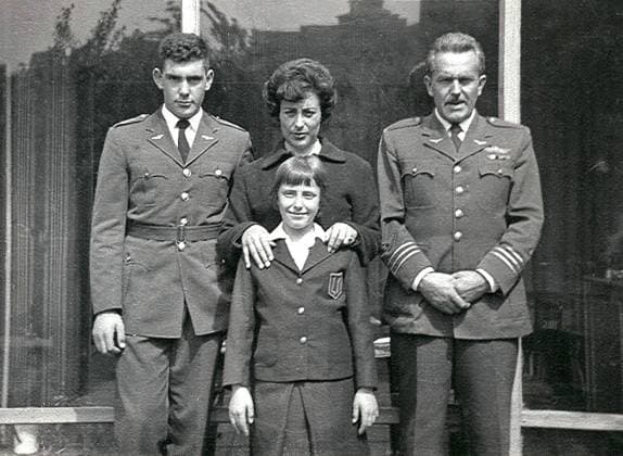 File pictures Michelle Bachelet - Chile File picture taken in 1960 of Michelle Bachelet (9 years) poses with her father Alberto Bachelet, mother Angela Jeria, and brother Alberto Bachelet Jeria in Santiago, Chile. Courtesy of Bachelet Family via ABACAPRESS.COM Santiago Chile  Copyright: xDexRussexAxelle ABACAx 89686_21 DexRussexAxelle ABACAx 89686_21