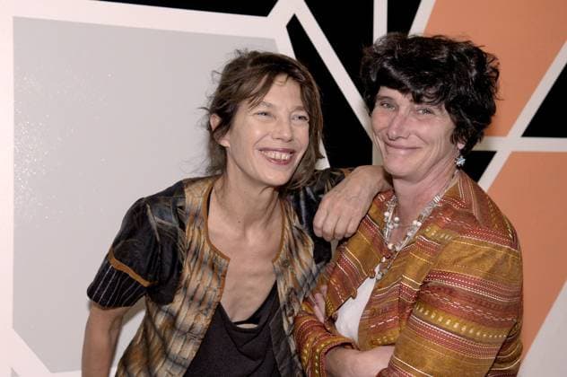 The Friends of the International Federation of Human Rights gather in Paris British-born singer Jane Birkin (L) and French skipper Isabelle Autissier pose during the annual evening of the Friends of the International Federation of Human Rights held at Le Palais de Tokyo in Paris, France, on November 28, 2005. Photo by Nicolas Gouhier ABACAPRESS.COM Paris France  Copyright: xGouhierxNicolas ABACAx 87853_13 GouhierxNicolas ABACAx 87853_13