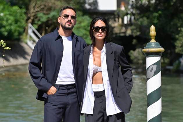 September 5, 2023, Venice Lido, Italy: Pietro Tartaglione (l) and Rosa Perrotta (r) arrive at the dock of the Hotel Excelsior on the Lido. Venice Lido Italy - ZUMAs197 20230905_aaa_s197_405 Copyright: xMarioxCartellix