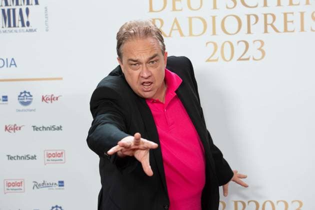 Oliver KALKOFE, comedian, actor, presenter, red carpet, red carpet show, arrival, arrival, German Radio Award 2023 ceremony in Hamburg on 07 09 2022,