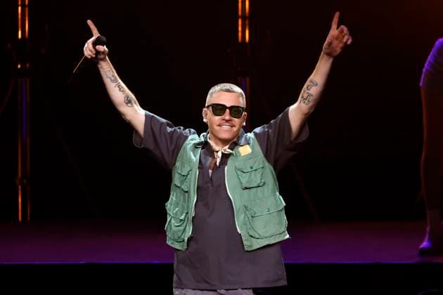 US American rapper Macklemore Benjamin Ben Hammond Haggerty performing at the official opening ceremony of the Invictus Games Düsseldorf 2023 at the Merkur Spiel Arena Düsseldorf, 09 09 2023 NRW Germany Copyright: xChristophxHardtx