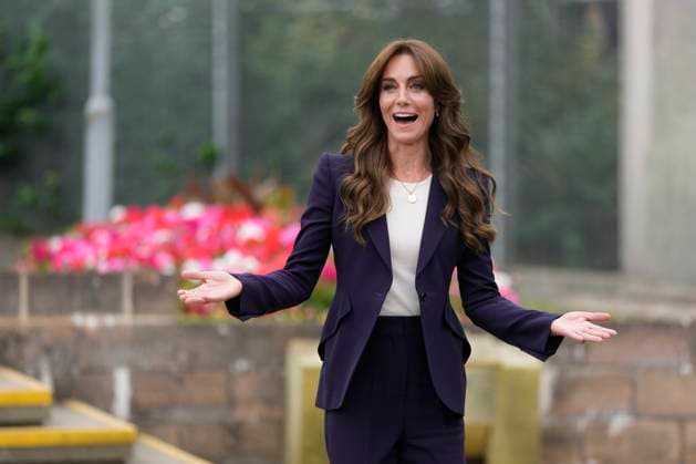 Bilder des Jahres 2023, Entertainment 09 September Entertainment Themen der Woche KW37 Entertainment Bilder des Tages Princess of Wales visits HMP High Down Britain s Kate, the Princess of Wales, Patron of The Forward Trust, visits HMP High Down in Sutton, England, Tuesday, Sept. 12, 2023, to learn about how the charity is supporting those in the criminal justice system to manage and recover from their addictions., Credit:Kin Cheung Avalon GBR, London Copyright: xKinxCheungx xAvalonx 0804839346