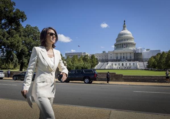 Annalena Baerbock Buendnis 90 Die Gruenen , German Foreign Minister, USA Here on the way to a press statement in front of the Capitol Washington United States Copyright: xThomasxKoehlerx