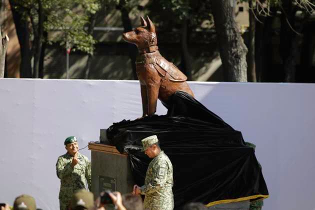 September 22, 2023, Mexico City, Mexico City, Mexico: Unveiling of the monument in honour of Proteo and the Binomios CanoÂ³filos del Ejercito Mexicano Mexico City Mexico - ZUMAs310 20230922_zip_s310_001 Copyright: xLuisxExSalgadox