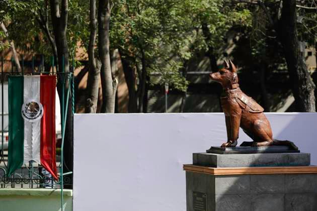 September 22, 2023, Mexico City, Mexico City, Mexico: Unveiling of the monument in honour of Proteo and the Binomios CanoÂ³filos del Ejercito Mexicano Mexico City Mexico - ZUMAs310 20230922_zip_s310_005 Copyright: xLuisxExSalgadox