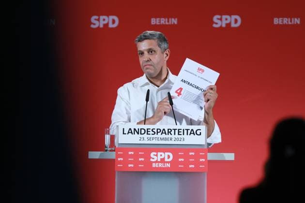 Berlin, Germany, 23 09 2023 State Party Congress of the SPD Berlin the Berlin SPD leader Raed Saleh brings in the main motion Copyright: xdtsxNachrichtenagenturx dts_22685