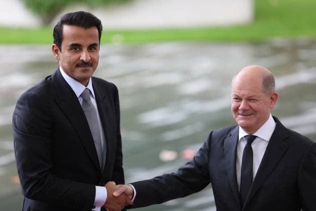 Berlin, Germany, 12 10 2023 The Emir of Qatar, Tamim bin Hamad Al Thani left , is received by German Chancellor Olaf Scholz right at the Federal Chancellery. Copyright: xdtsxNachrichtenagenturx dts_23922