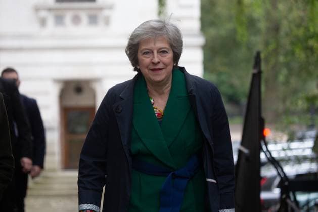 News Bilder des Tages October 18, 2023, London, England, United Kingdom: Former UK Prime Minister THERESA MAY is seen arriving in Downing Street. London United Kingdom - ZUMAs262 20231018_zip_s262_068 Copyright: xTayfunxSalcix