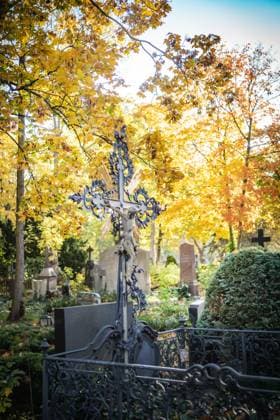 Berlin Mitte Cathedral Cemetery of St Hedwigs Parish Liesenstraße 01 11 2023 Cemetery