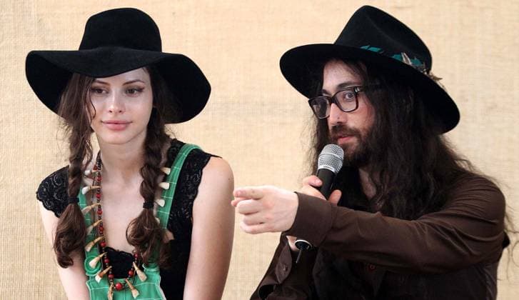 E20031515. JPG PAPANTLA, Ver. Summit Cumbre-Tajín.- El duo The Ghost of a Saber Tooth Tiger (The Goastt), conformado por Sean Lennon y Charlotte Kemp Muhl, ofrecen una conferencia de prensa este Viernes, previo a su presentación en la Cumbre Tajín 2015. Foto: Agencia EL UNIVERSAL Ariel Ojeda RML EDITORIAL USE ONLY  Copyright: xx x universalpix327530