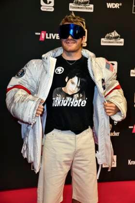 Ski Aggu at the 24 award ceremony of the 1Live Krone 2023 in the Lokschuppen Bielefeld, 30 11 2023 Foto:xN.xKubelkax xFuturexImagex krone_0757