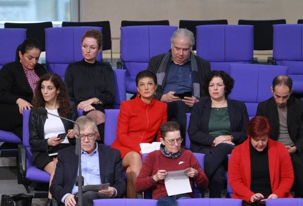 Berlin, Germany, 15 12 2023 Session week in the German Bundestag, 145 session Members of the former left-wing parliamentary group sit together in the Bundestag, among them in the middle in red Sahra Wagenknecht, to the right of her comrade-in-arms Amira Mohamed Ali, both have left the Left Party and founded a g Copyright: xdtsxNachrichtenagenturx dts_28183