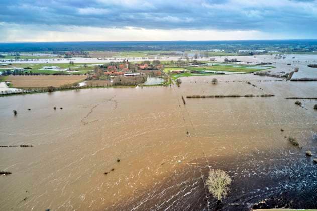 High water and flooding of the Aller in the Heidekreis region after days of heavy rainfall Kirchwahlingen, 28 12 2023 Foto:xU.xStammx xFuturexImagex hochwasser_aller_3334