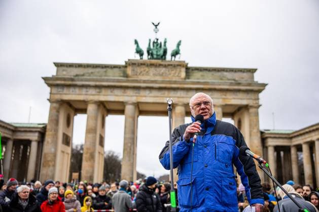 Ulrich Schneider from the Paritätischer Wohlfahrtsverband at a demonstration against the right at Pariser Platz at the Brandenburg Gate on January 14, 2024 in Berlin Demonstration against the right in Berlin