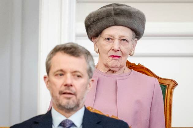 King Frederik X and Queen Margrethe in the Parliament Hall, where the royal couple are present for the first time in their new official roles at Christiansborg Palace in Copenhagen, Monday 15 January 2024 Photo Mads Claus Rasmussen Ritzau Scanpix , Denmark  Copyright: RitzauxScanpix MadsxClausxRasmussenx COP15506 spdk20240115-123454-L