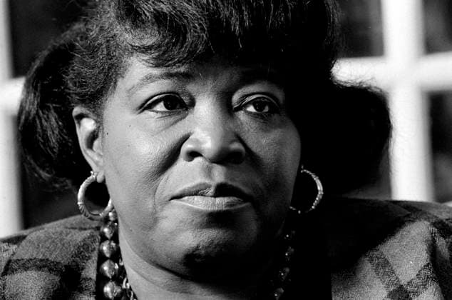 Betty Shabazz interview Before speaking at the school s African-American student center on February 2, 1993, Malcolm X widow Betty Shabazz gives an interview during her visit to Dartmouth College in Hanover, N.H. Shabazz died June 23, 1997, three weeks after being severely burned in a fire allegedly set by her 12-year-old grandson. (Photo by Geoff Hansen iPhoto.ca) (File size: 7.04 MB) GHANHA02029301 Hanover NH USA EDITORIAL USE ONLY Copyright: xCopyrightx 1993xValleyxNewsx GHANHA02029301 GeoffxHansenx GHANHA02029301
