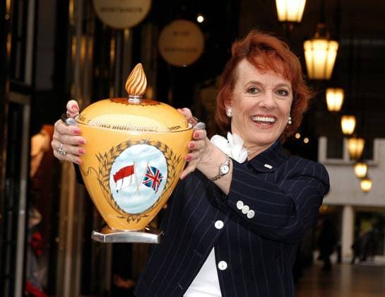 NORTH AMERICA-CANADA SALES ONLY London, England 3-29-2005 Esther Rantzen (ChildLine founder), unveils vase designed by royalty to be auctioned for charity at Waterford Wedgwood Store. Digital Photo By Ali Kadinsky-LMK-PHOTOlink.org www.photolink.org 1-800-674-8706 EDITORIAL USE ONLY Copyright: xx AlixKadinsky-PHOTOlinkx phlphotos020229