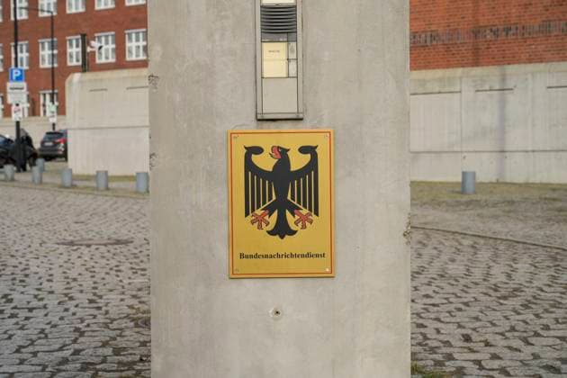 Sign, Federal Intelligence Service BND, Viktoriastrasse, Lichterfelde, Steglitz Zehlendorf, Berlin, Germany Sign, Federal Intelligence Service BND, Viktoriastrasse, Lichterfelde, Steglitz Zehlendorf, Berlin, Germany
