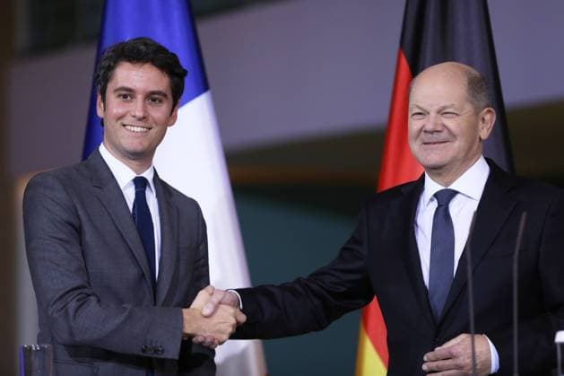 Berlin, Germany, 05 02 2024 Federal Chancellery Welcome of the Prime Minister of France by the German Chancellor with military honors Gabriel Attal and Olaf Scholz shake hands Copyright: xdtsxNachrichtenagenturx dts_30388